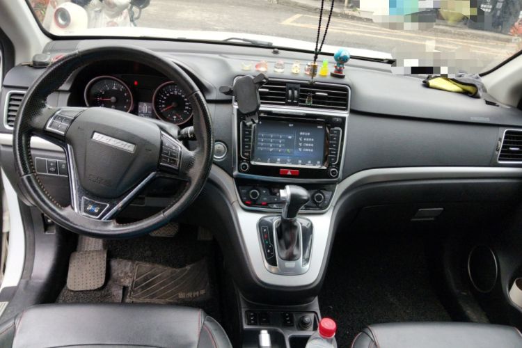 Used Haval H6 2017 Blue Label Sport Edition 1.5T Automatic Two-Wheel Drive Luxury Model Center Console
