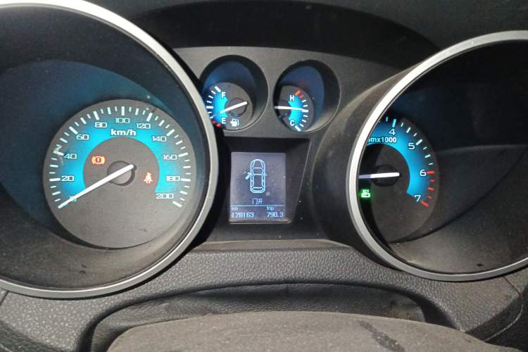 Used Foton Savana 2017 2.0T Manual 4x4 Gasoline Luxury Edition 5 Seats