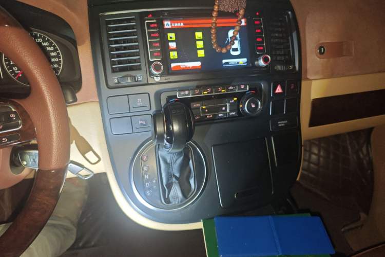 Used Volkswagen Multivan 2012 2.0 TSI Two-Wheel Drive Business Edition
