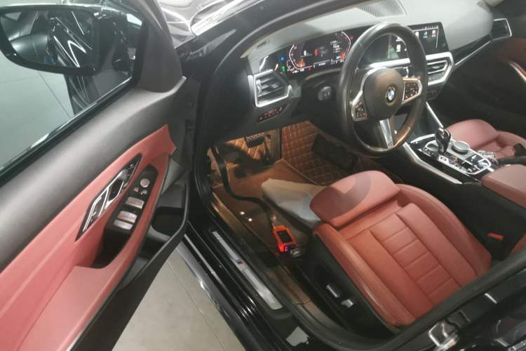 Used BMW 3 Series 2021 Second Facelift 320Li M Sport Package Driver Seat