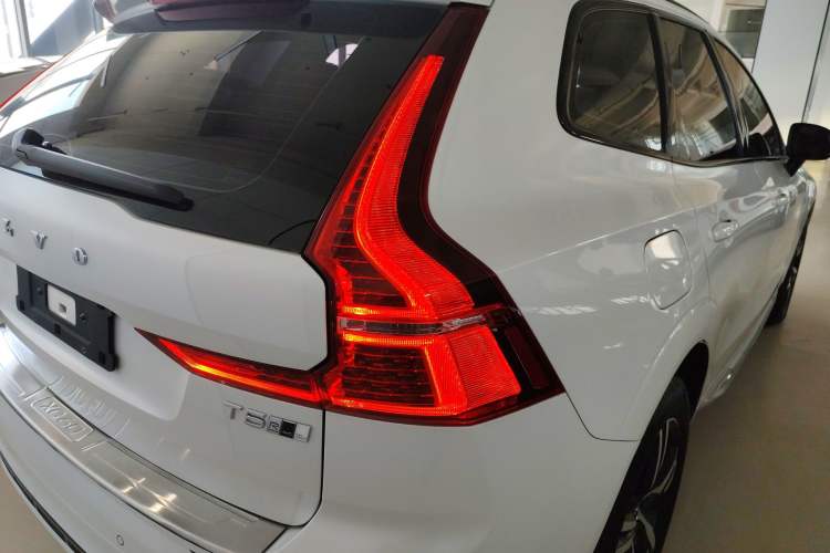 Used Volvo XC60 2020 T5 4x4 Smart & Dynamic Sport Edition
