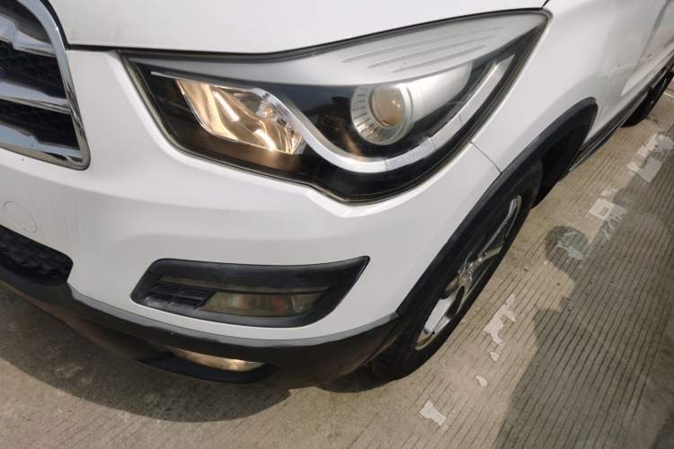 Used Haima S5 2016 1.6L Manual Luxury Tech Edition Left Front Headlight