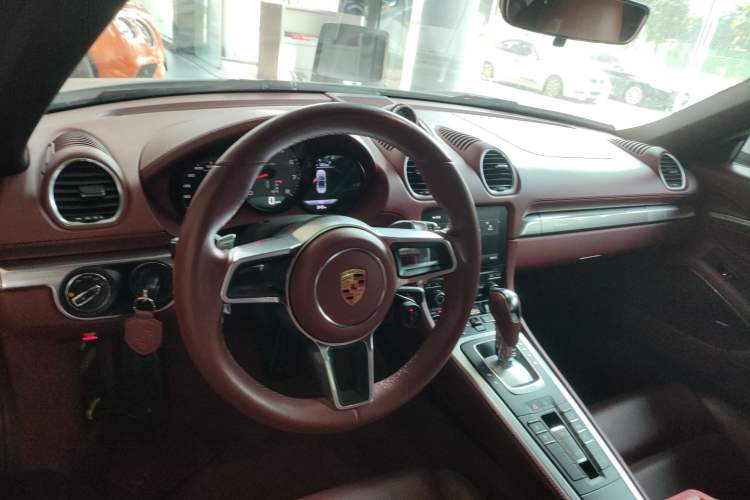 Used Porsche 718 2020 Boxster S 2.5T
