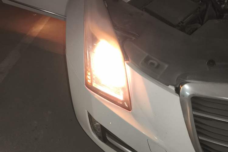 Used Cadillac ATS-L 2016 28T Fashion Edition Right Front Headlight