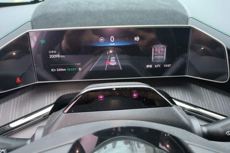 Used Zeekr 001 2023 WE Edition 86 kWh Instrument Cluster