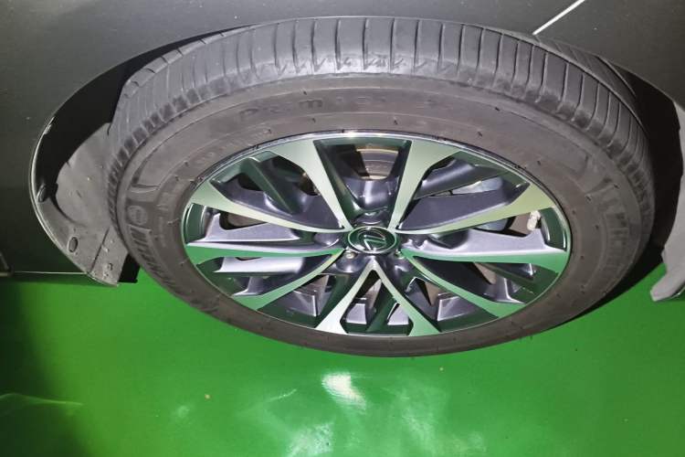 Used Lexus ES 2021 300h Excellence Edition