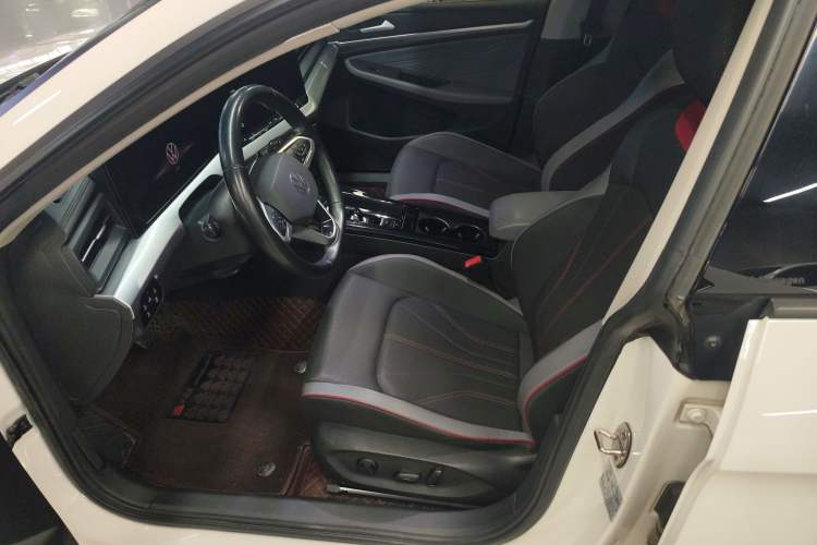 Used Volkswagen Lamando 2022 Lingdu L 280TSI DSG Spicy Edition Left Front Seat