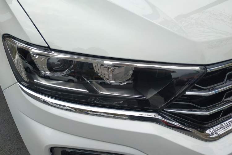 Used Volkswagen T-ROC 2021 Revised Version 280TSI DSG Two-Wheel Drive Elite Connect Edition
