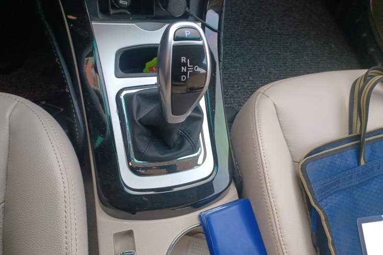 Used BYD e5 2017 300 Prestige Edition Gear Lever