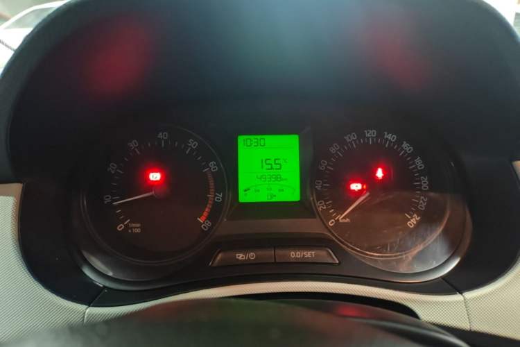 Used Skoda Fabia 2015 1.4L Manual Front-Wheel Drive Model
