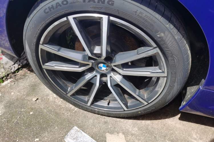 Used BMW 3 Series 2020 Restyled 325Li M Sport Package Exterior 3