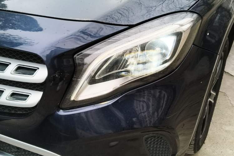 Used Mercedes-Benz GLA 2018 GLA 200 Fashion Model Left Front Headlight