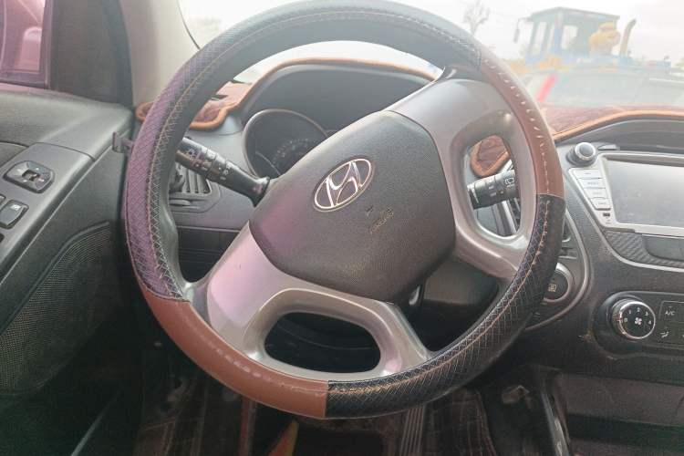 Used Hyundai ix35 2015 2.0L Automatic 2WD Comfort Edition China IV Standard