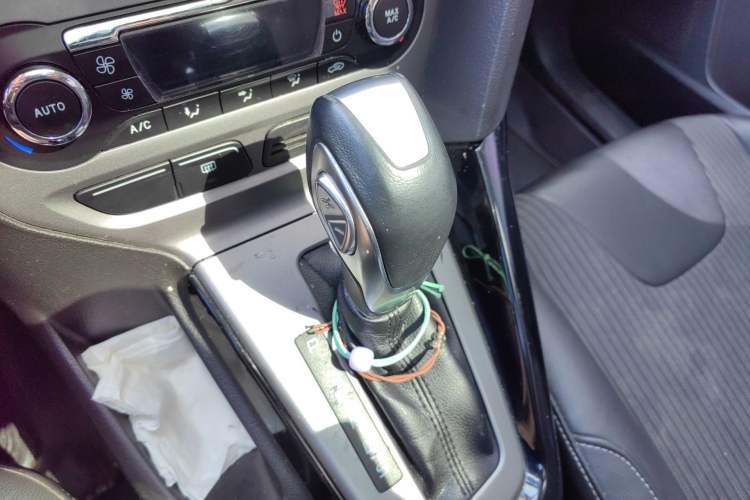 Used Ford Focus 2012 Hatchback 1.6L Automatic Fashion Edition
