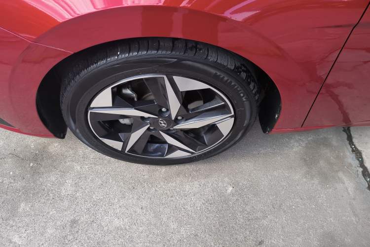 Used Hyundai Elantra 2021 1.5L CVT GLX Elite Edition