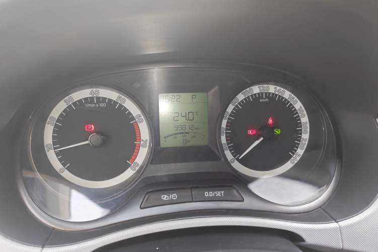 Used Skoda Fabia 2017 1.4L Automatic Car Enjoy Edition Instrument Cluster