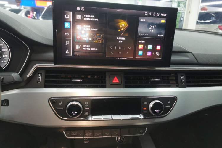 Used Audi A4L 2022 40 TFSI Luxury Dynamic Model Audio And AC Panel