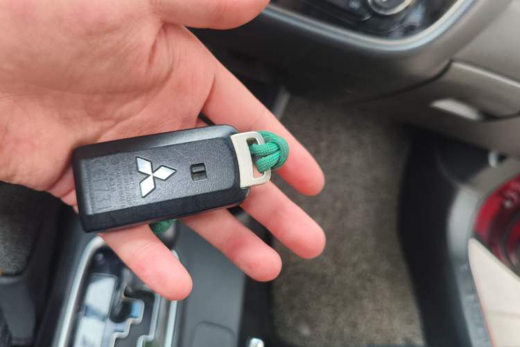 Used Mitsubishi Outlander 2016 2.4L 4x4 Elite Edition 5 Seats