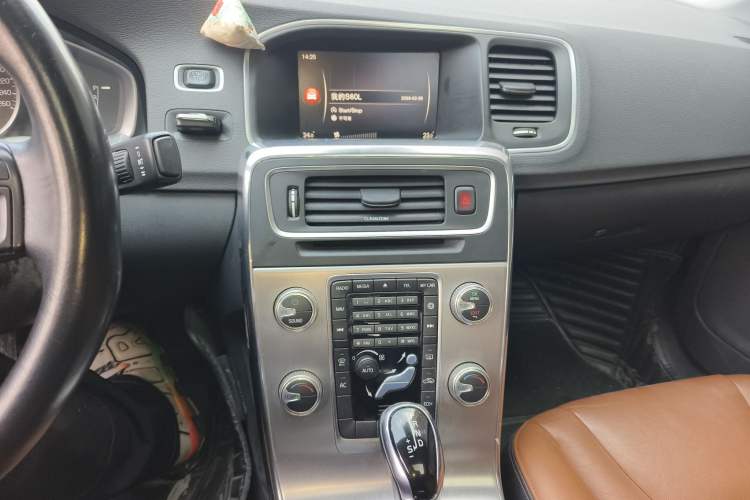 Used Volvo S60 2019 S60L Facelift T5 Intelligent Advanced Edition