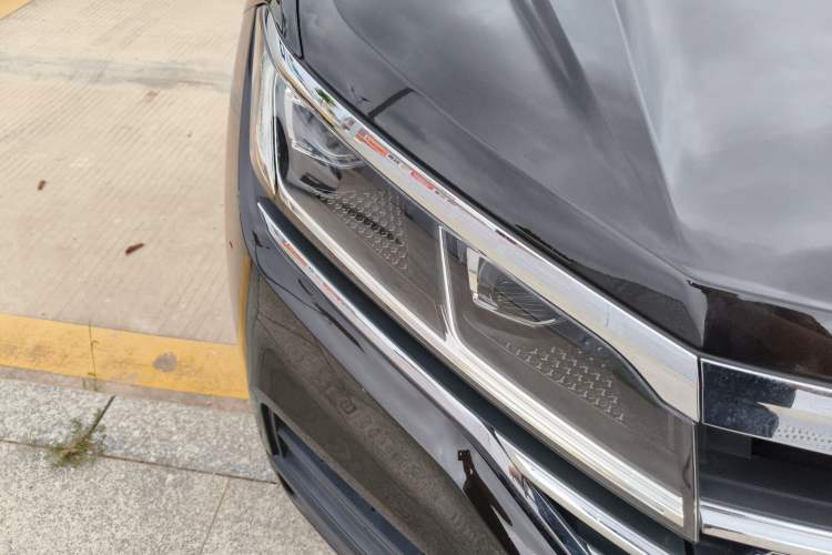 Used Volkswagen Touareg 2021 2.0 TSI Flagship Special Edition Right Front Headlight