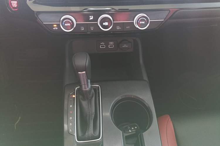 Used Honda Integra 2022 240TURBO CVT Technology Edition Gear Lever