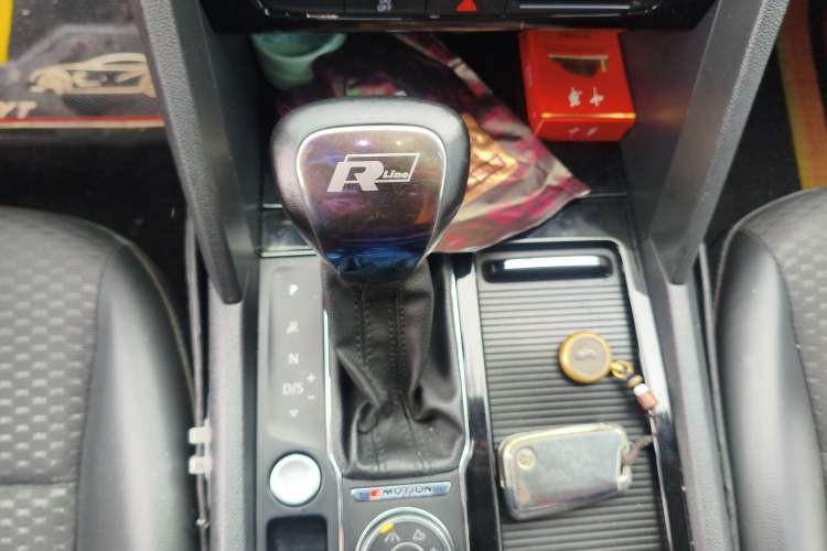 Used Volkswagen Teramont 2020 380TSI Four-Wheel Drive Comfort Edition China VI Standard Gear Lever