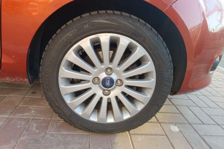 Used Ford Fiesta 2011 Hatchback 1.5L Automatic Fashion Edition