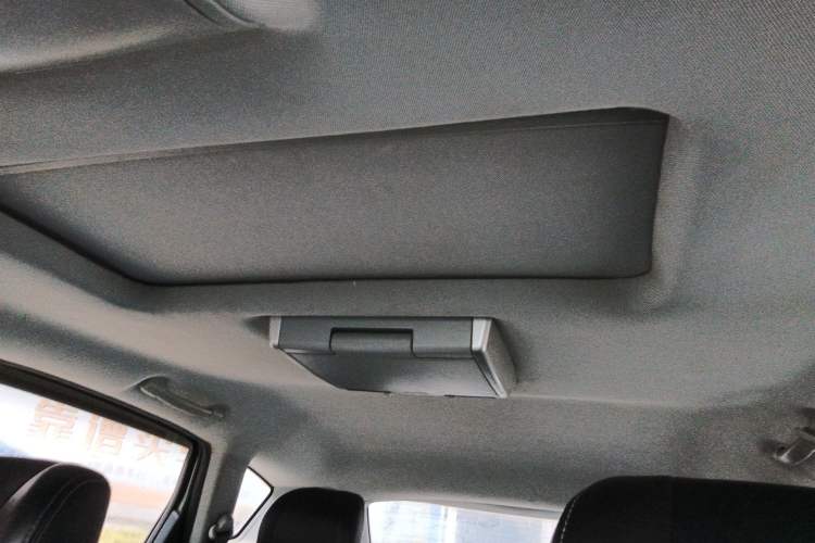 Used Luxgen Great 7 SUV 2014 2.2T Four-Wheel Drive Flagship Version
