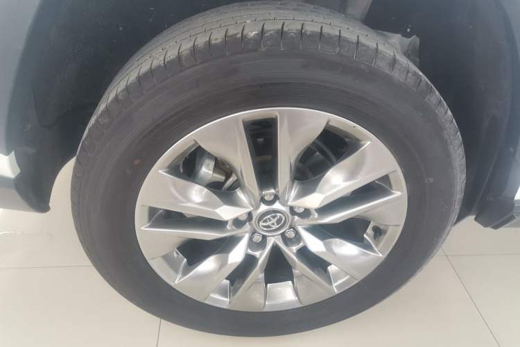 Used Toyota Wildlander 2023 2.0L CVT Two-Wheel Drive Leading Edition
