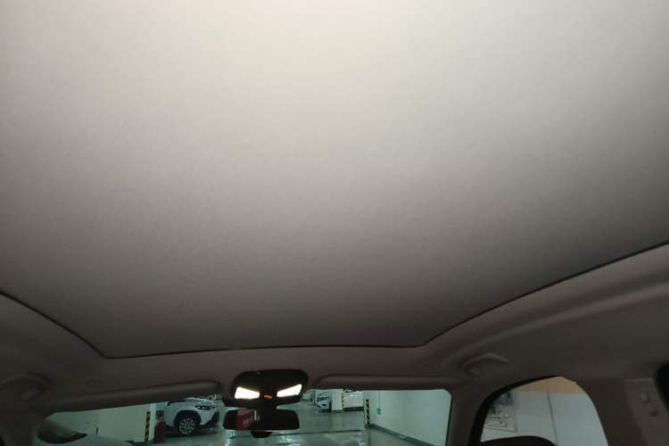 Used BMW X7 2024 xDrive40i Luxury Package – Leading Model Headliner