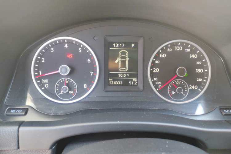 Used Volkswagen Tiguan 2015 1.8TSI Automatic Two-Wheel Drive Comfort Edition Instrument Cluster