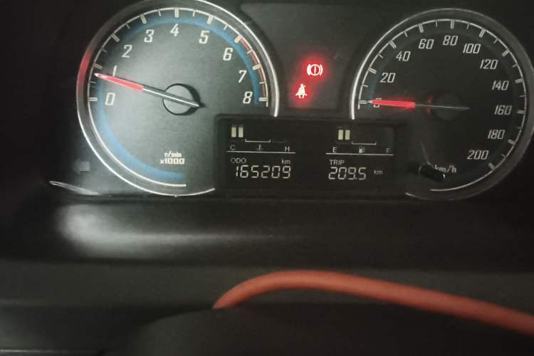 Used Baojun 730 2014 1.5L manual Comfort version 7 seats
