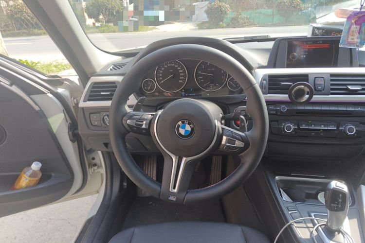 Used BMW 3 Series 2015 320i Active Edition
