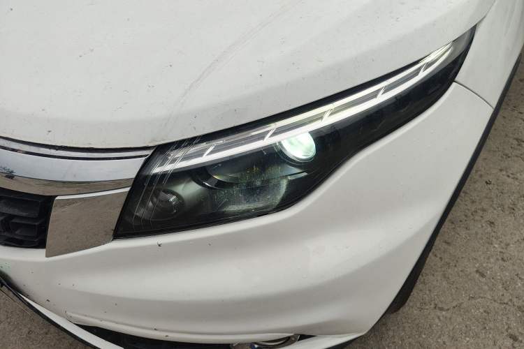 Used Qoros 5 2018 1.6T Automatic Leading Model
