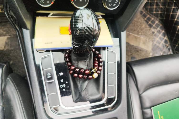 Used Volkswagen Magotan 2018 330TSI DSG Advanced Model Gear Lever