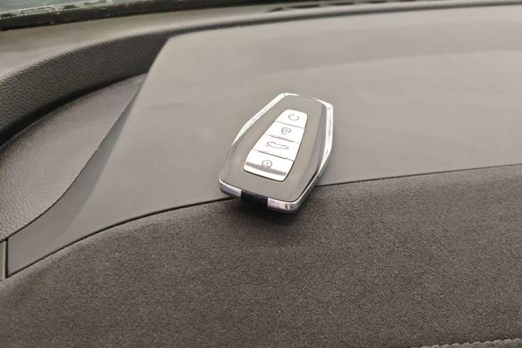 Used Geely Auto FX11 2024 1.5TD DCT Prestige Edition