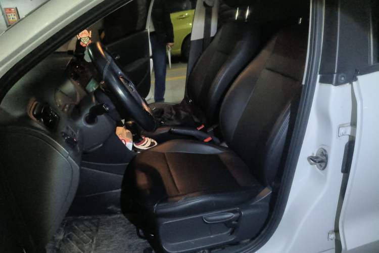 Used Volkswagen Polo 2016 1.6L Automatic Comfort Model Left Front Seat