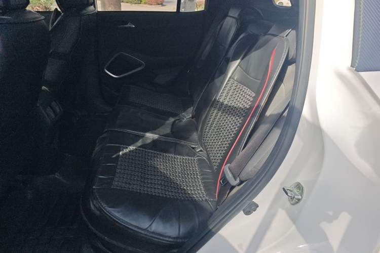 Used Hyundai ix35 2019 2.0L Automatic 2WD Zhiyong·Changxiang Edition China V Standard Left Rear Seat