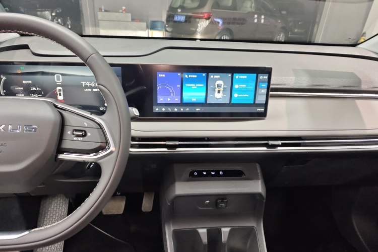 Used SAIC MAXUS Dajia 7 2024 Revised Version Super Hybrid Long-Range Edition Enjoyment Version
