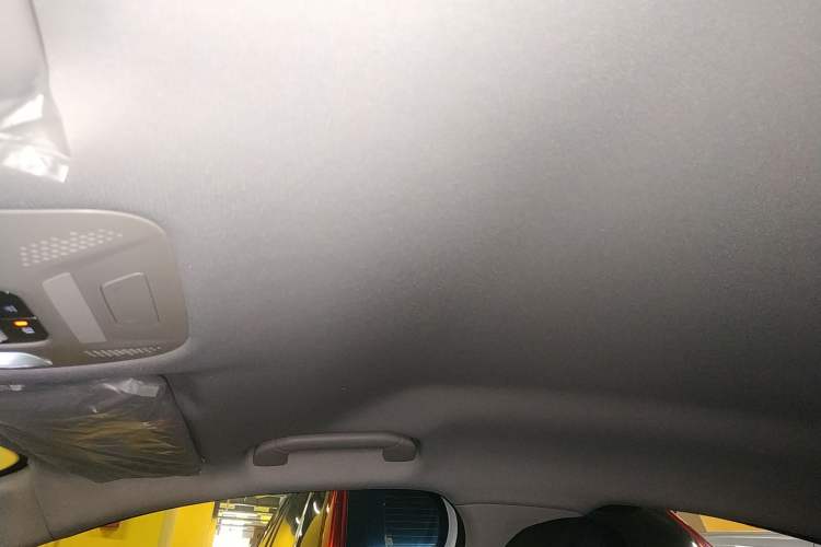 Used Chery Fengyun A8 2025 Model 70km Standard Version