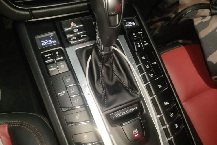 Used Porsche Macan 2020 Macan S 3.0T
