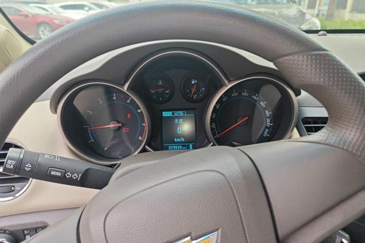 Used Chevrolet Cruze 2015 1.5L Classic SE MT
