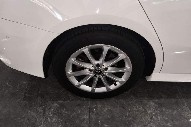 Used Mercedes-Benz A-Class 2021 A 200 L Sport Sedan Fashion Model