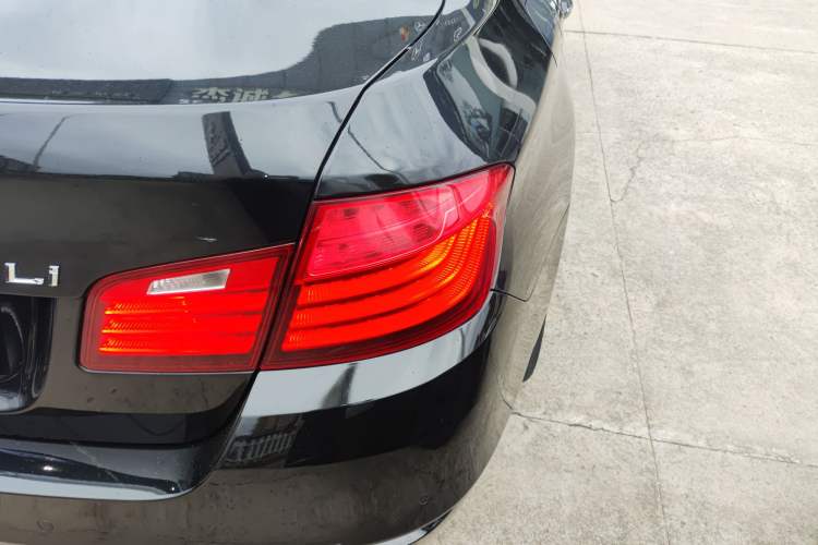 Used BMW 5 Series 2017 525Li Leading Model