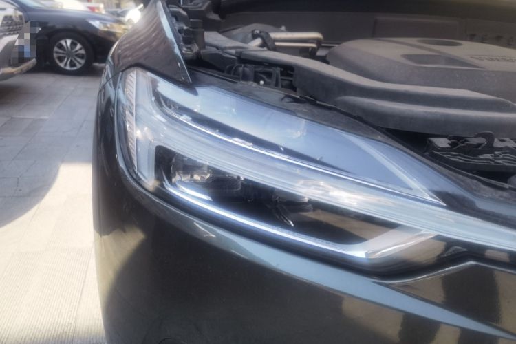 Used Volvo XC60 2019 T5 4x4 Smart Edition China VI Standard