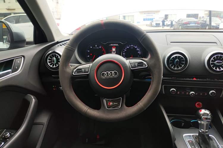 Used Audi A3 2015 Limousine 45 TFSI S line Luxury Model