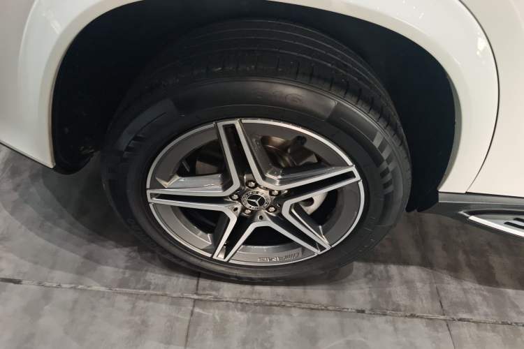 Used Mercedes-Benz GLE 2021 GLE 450 4MATIC Stylish Model
