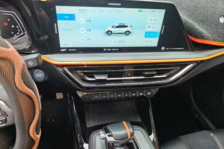 Used CHANGAN OSHAN X5 2022 Sport Edition 1.5T DCT Cyclone Assault Audio And AC Panel