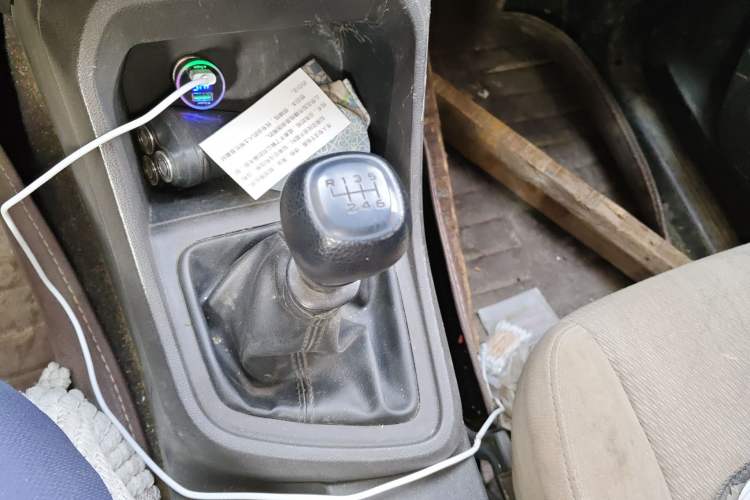 Used Wuling Hongguang V 2019 1.5L Jingqu Version China VI LAR