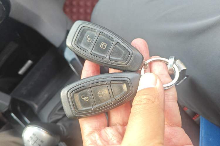 Used Ford EcoSport 2013 1.0L GTDi Manual Luxury Model
